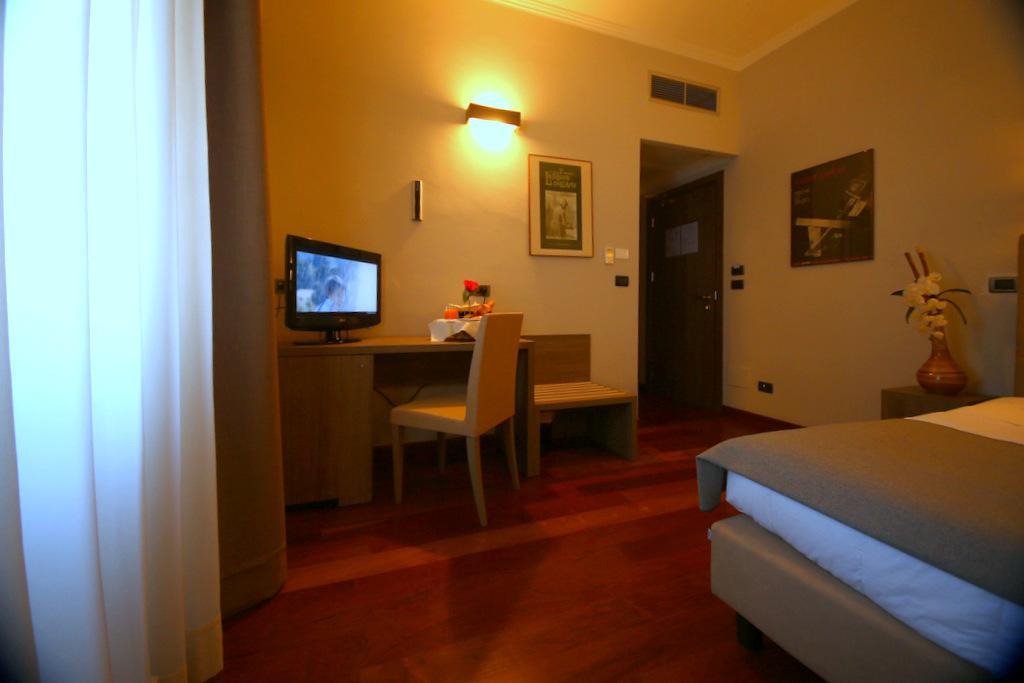 Jet Hotel Caselle Torinese Luaran gambar